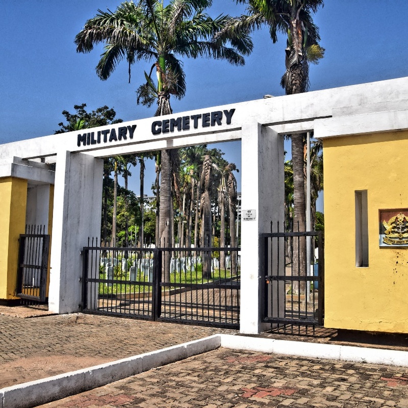 Accra, Osu Military Cemetery © Remo Kurka